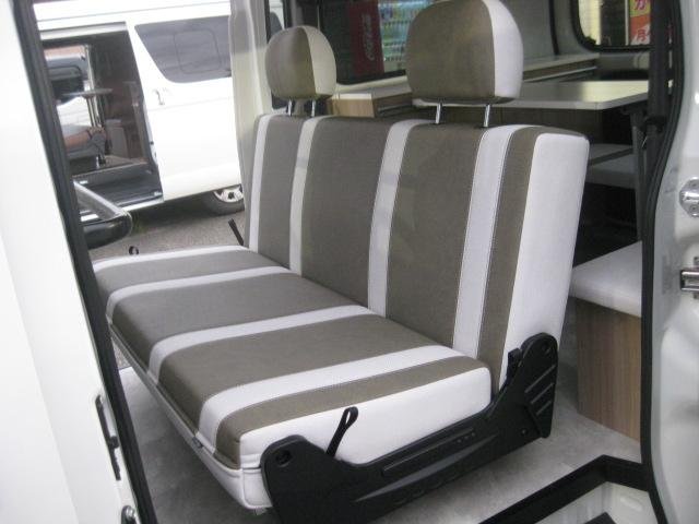 Toyota Town Ace Van 10