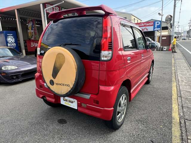 Daihatsu Terios Kid 8