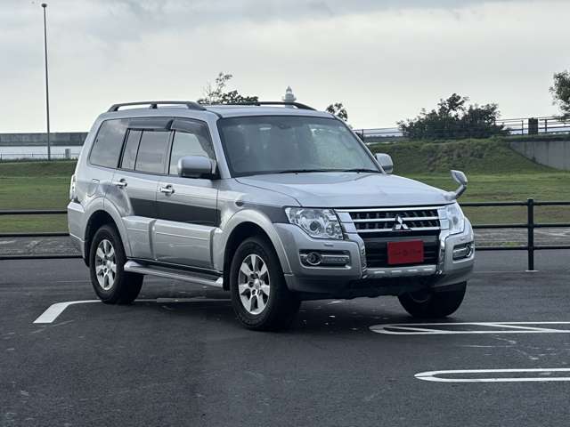 Mitsubishi Pajero 7