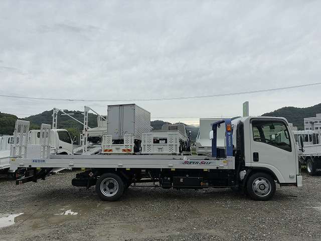 Isuzu Elf 5