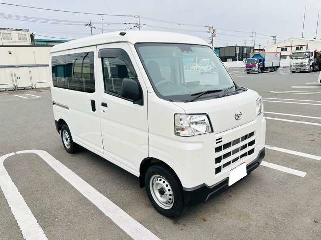 Daihatsu Hijet Cargo 11