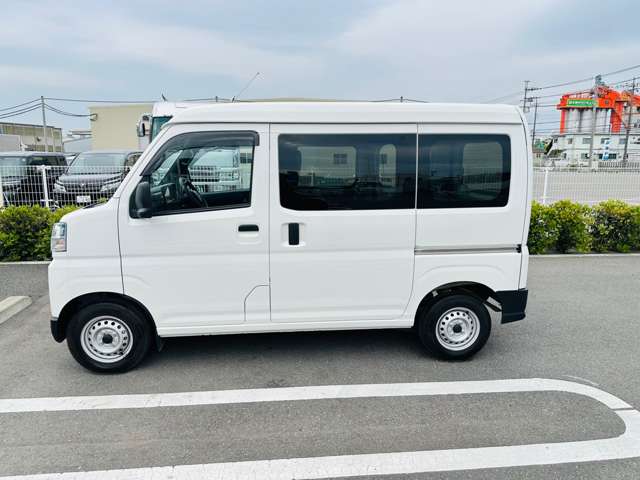 Daihatsu Hijet Cargo 10