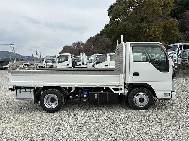 Isuzu Elf 5