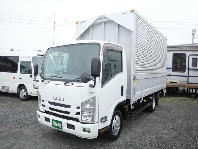 Isuzu Elf 3