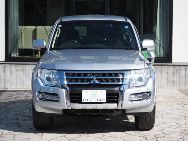 Mitsubishi Pajero 2