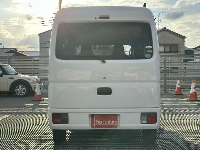 Nissan NV100 Clipper 6