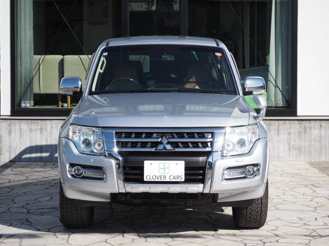 Mitsubishi Pajero 2