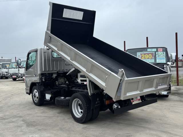 Mitsubishi Fuso Canter 12