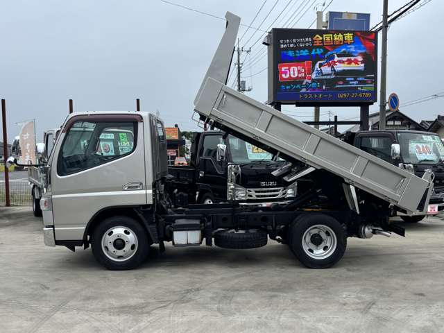 Mitsubishi Fuso Canter 8