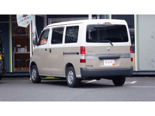 Toyota Town Ace Van 2