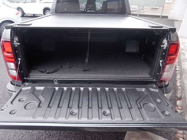 Mitsubishi Triton 6