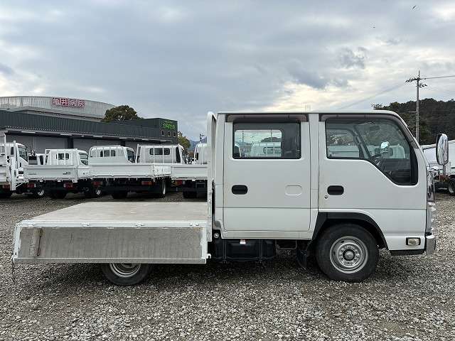 Isuzu Elf 12