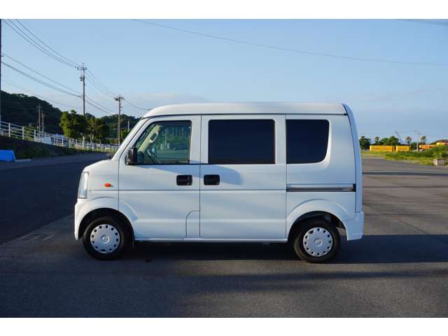Nissan NV100 Clipper 6