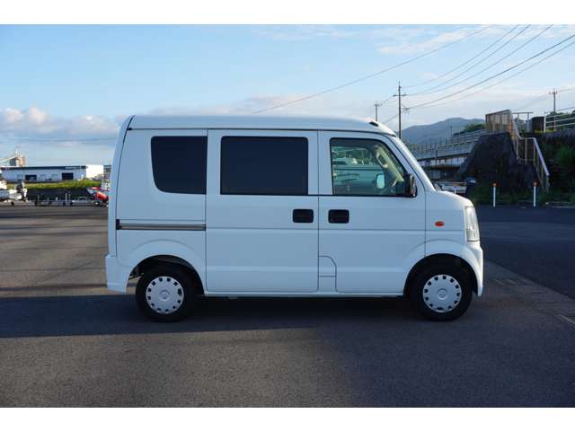Nissan NV100 Clipper 10