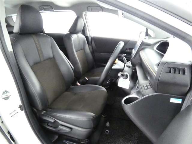 Toyota Sienta 12