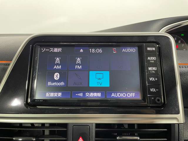 Toyota Sienta 6
