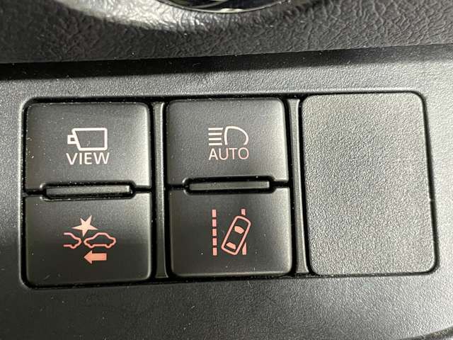 Toyota Sienta 9