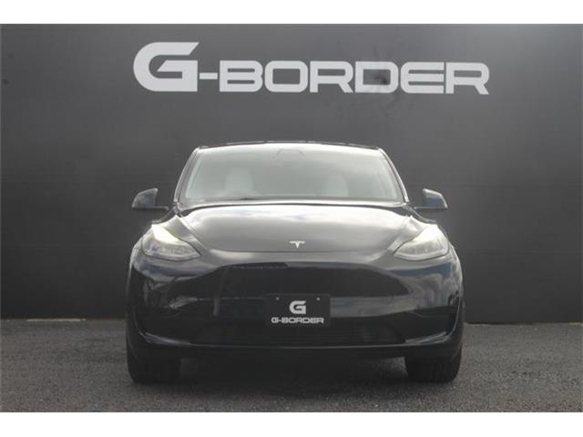 Tesla Model Y 9