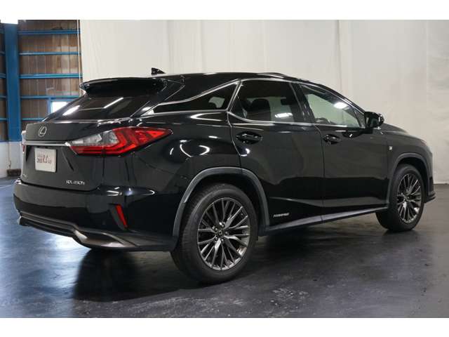 Lexus RX 8