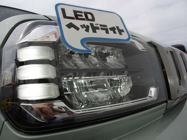 Daihatsu Taft 6