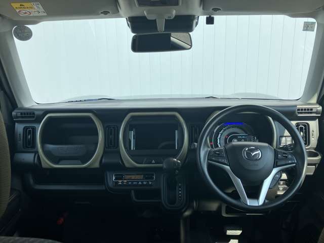 Mazda Flair Crossover 3
