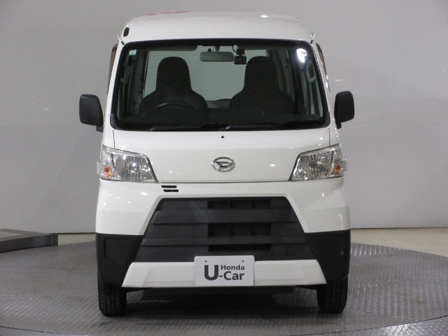 Daihatsu Hijet Cargo 7