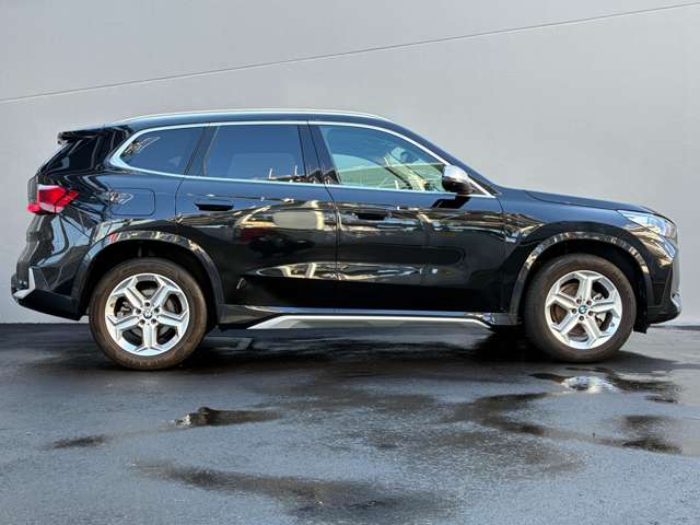 BMW X1 8