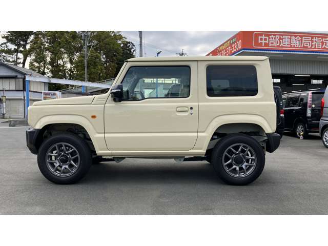 Suzuki Jimny 8
