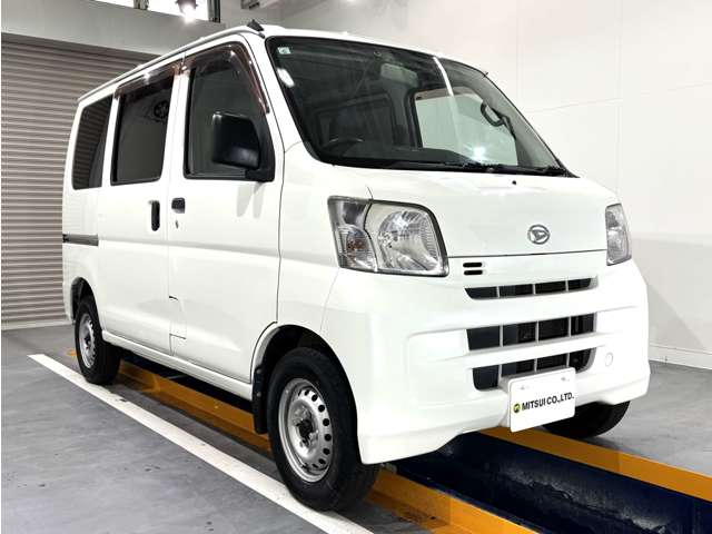 Daihatsu Hijet Cargo 2
