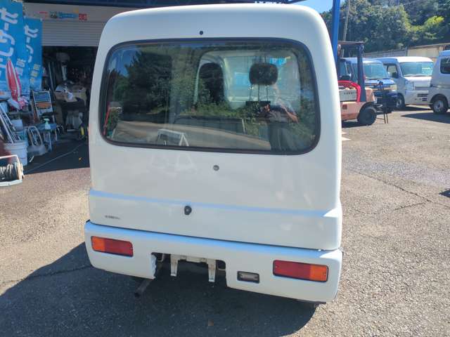 Daihatsu Midget II 5