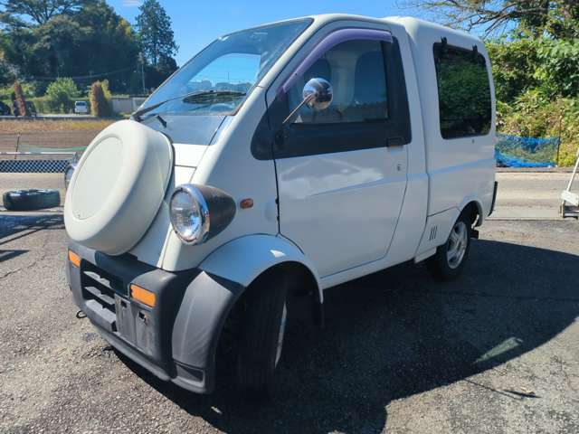 Daihatsu Midget II 8