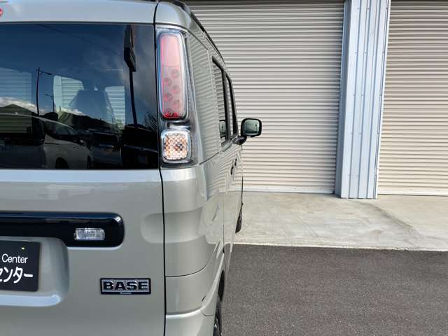 Suzuki Spacia Base 12