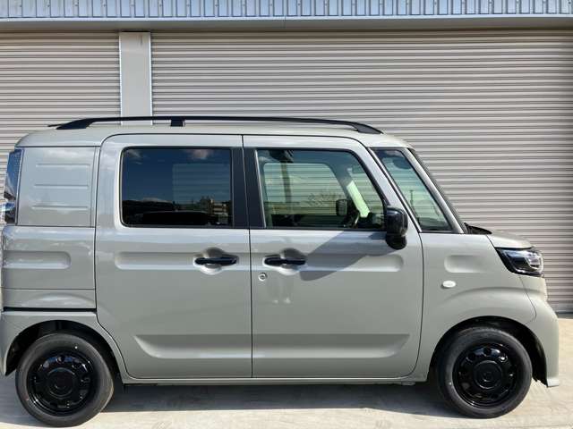Suzuki Spacia Base 3