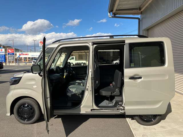 Suzuki Spacia Base 10