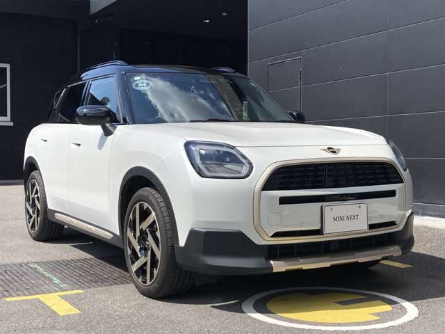 MINI Countryman 6