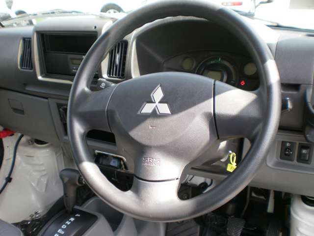 Mitsubishi Minicab MiEV 9
