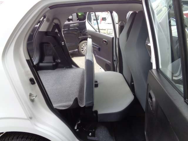 Suzuki Alto 12