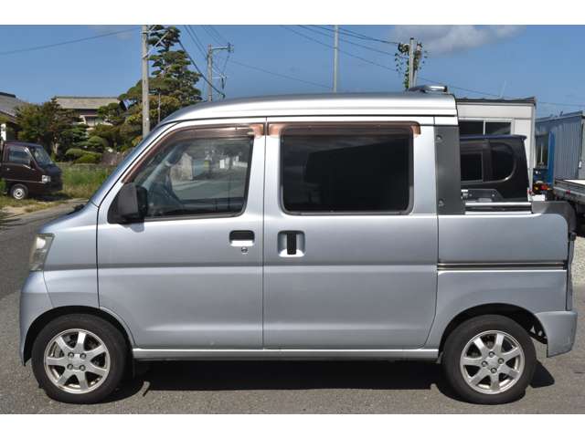 Daihatsu Hijet Deck Van 12