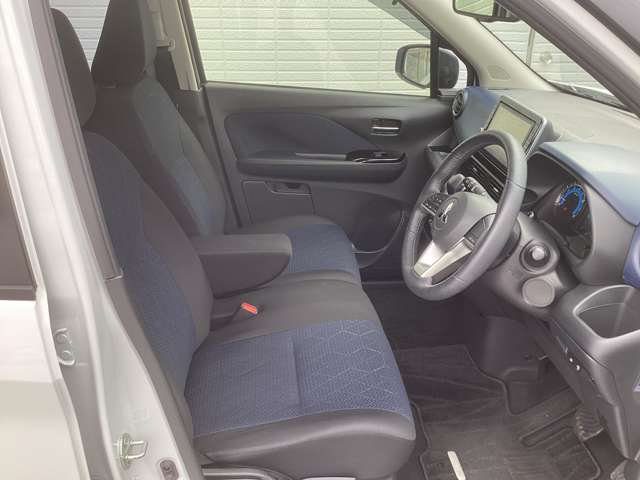 Mitsubishi eK X 11