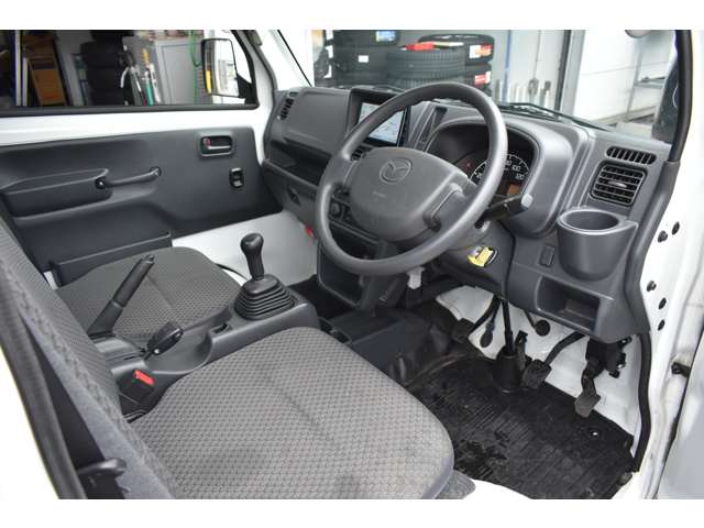Mazda Scrum Truck 5