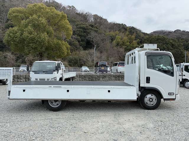 Isuzu Elf 11