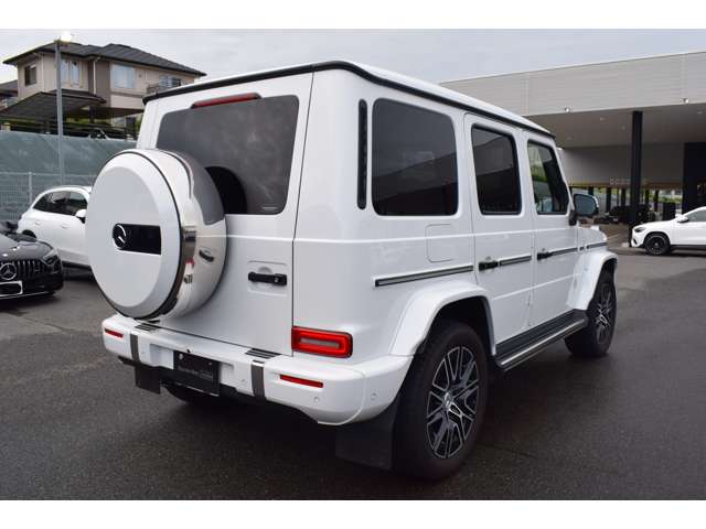 Mercedes-Benz G-Class 12