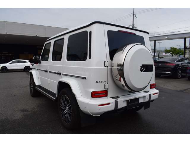 Mercedes-Benz G-Class 8