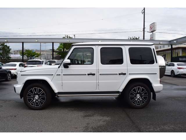 Mercedes-Benz G-Class 9