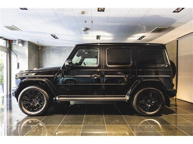 Mercedes-Benz G-Class 3