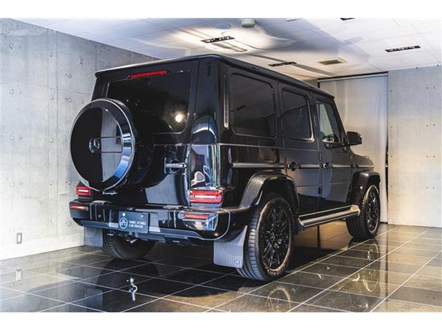 Mercedes-Benz G-Class 4