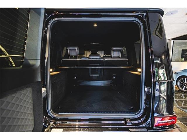 Mercedes-Benz G-Class 8