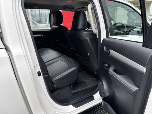 Toyota Hilux 10