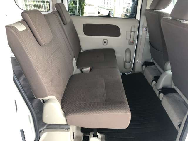 Nissan NV100 Clipper 12