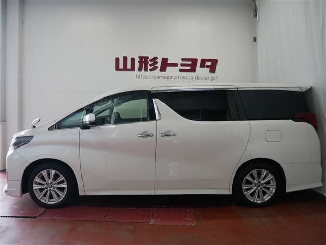Toyota Alphard 2